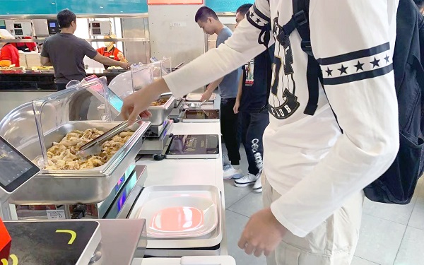 當(dāng)自助點(diǎn)餐機(jī)無(wú)法滿足需求，自助餐稱重計(jì)費(fèi)方案如何解決弊端？